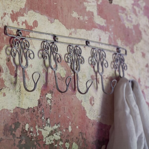 Rustic Wire Hooks