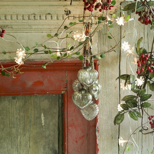 Silver heart cluster